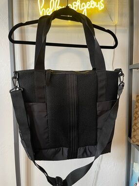 Black Travel Tote Bag with Detachable Strap